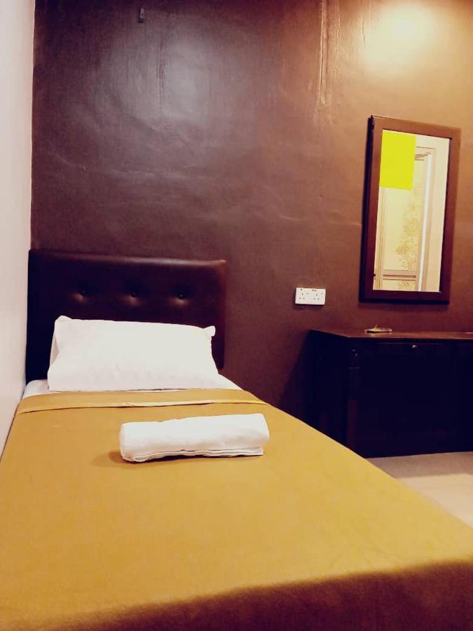 D Layaran Kuantan Lpt Exit 833 Hotel Eksteriør billede