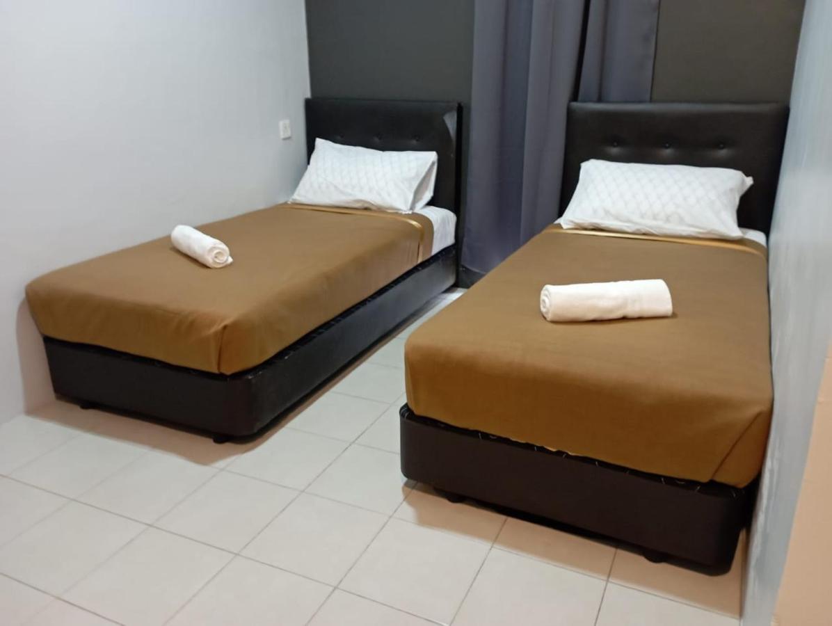 D Layaran Kuantan Lpt Exit 833 Hotel Eksteriør billede