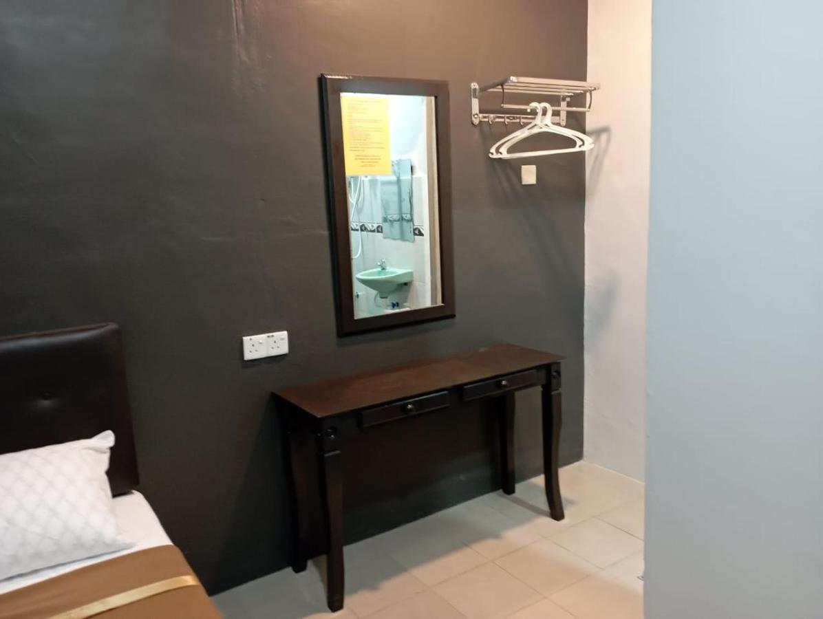 D Layaran Kuantan Lpt Exit 833 Hotel Eksteriør billede