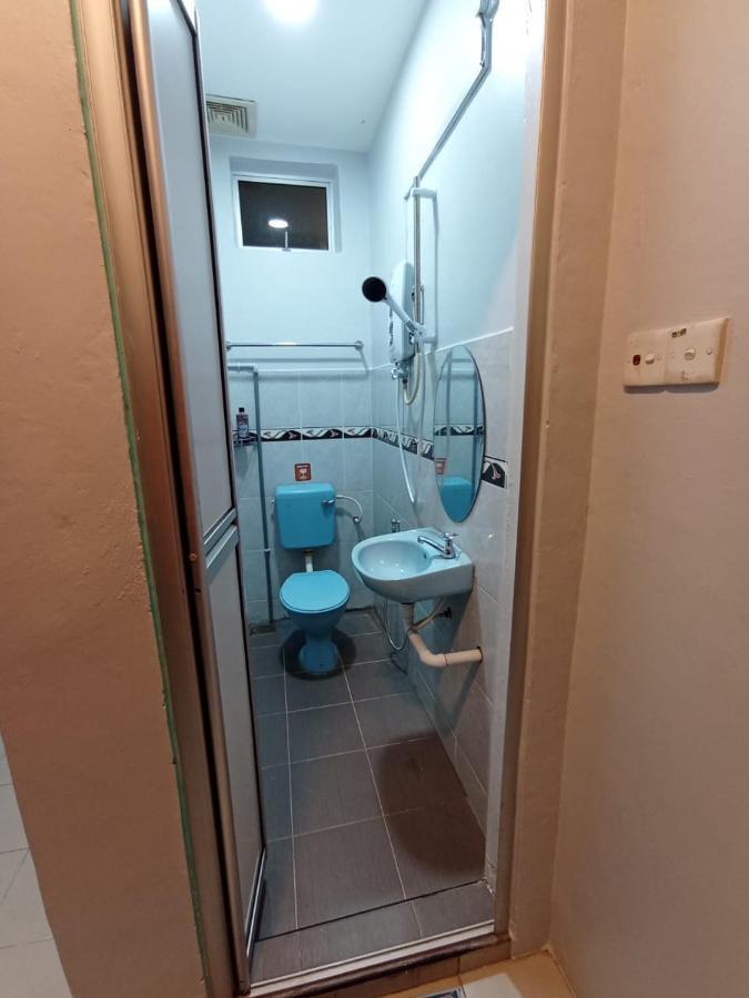D Layaran Kuantan Lpt Exit 833 Hotel Eksteriør billede
