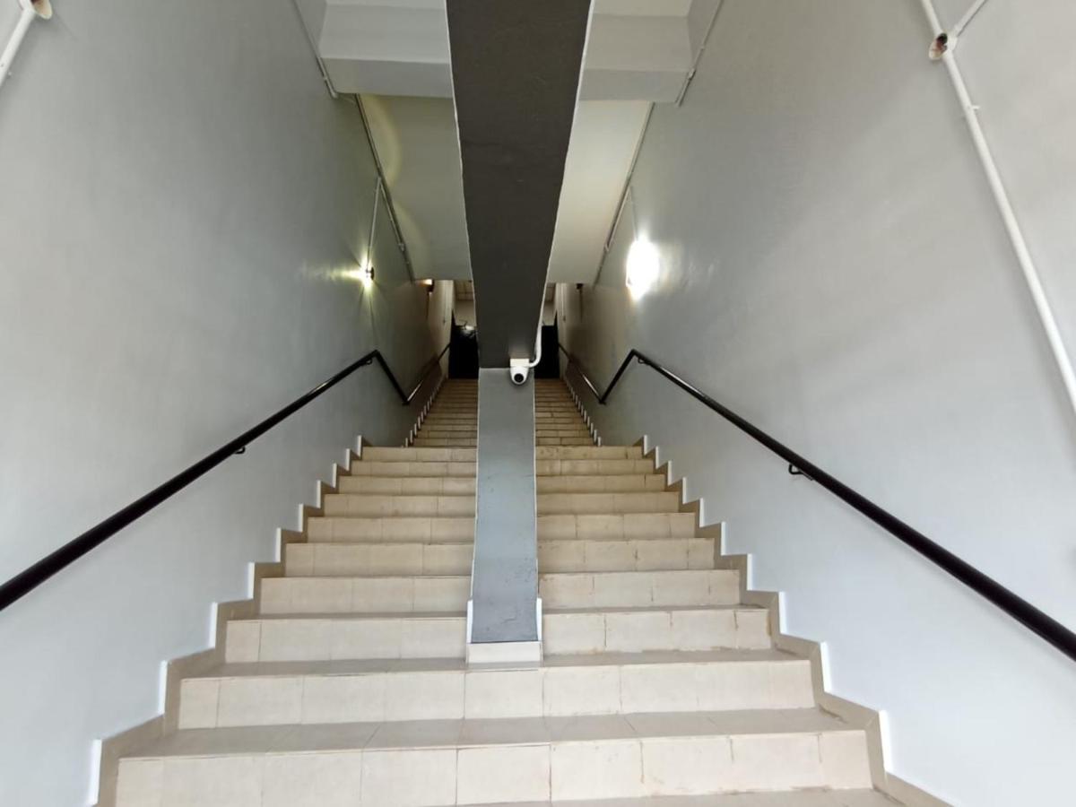 D Layaran Kuantan Lpt Exit 833 Hotel Eksteriør billede
