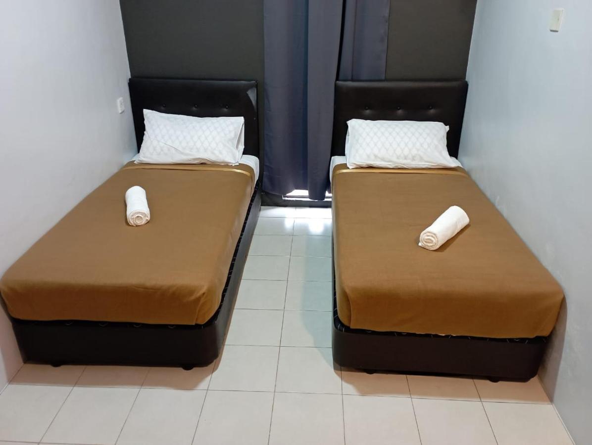 D Layaran Kuantan Lpt Exit 833 Hotel Eksteriør billede