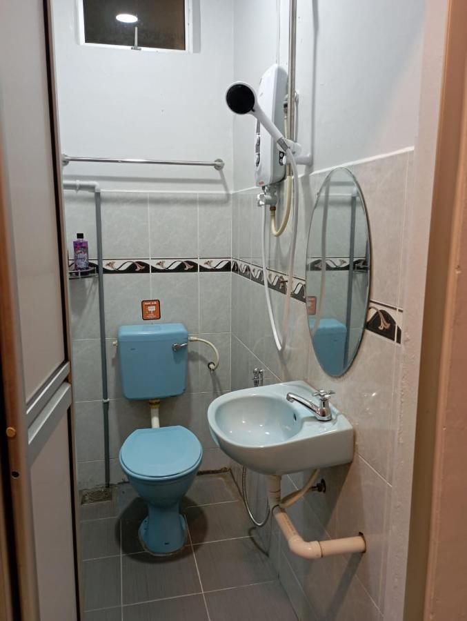 D Layaran Kuantan Lpt Exit 833 Hotel Eksteriør billede